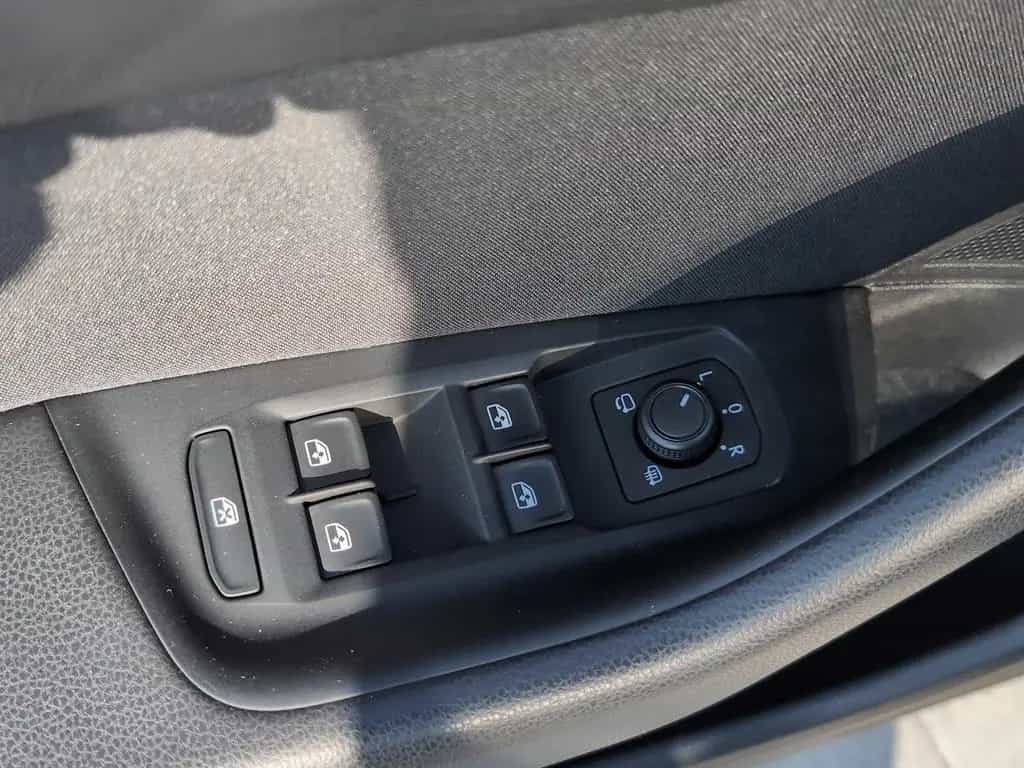 Volkswagen Passat Variant Comfortline *LED*AHK*ACC*Assist+* 06/2018-photo-7