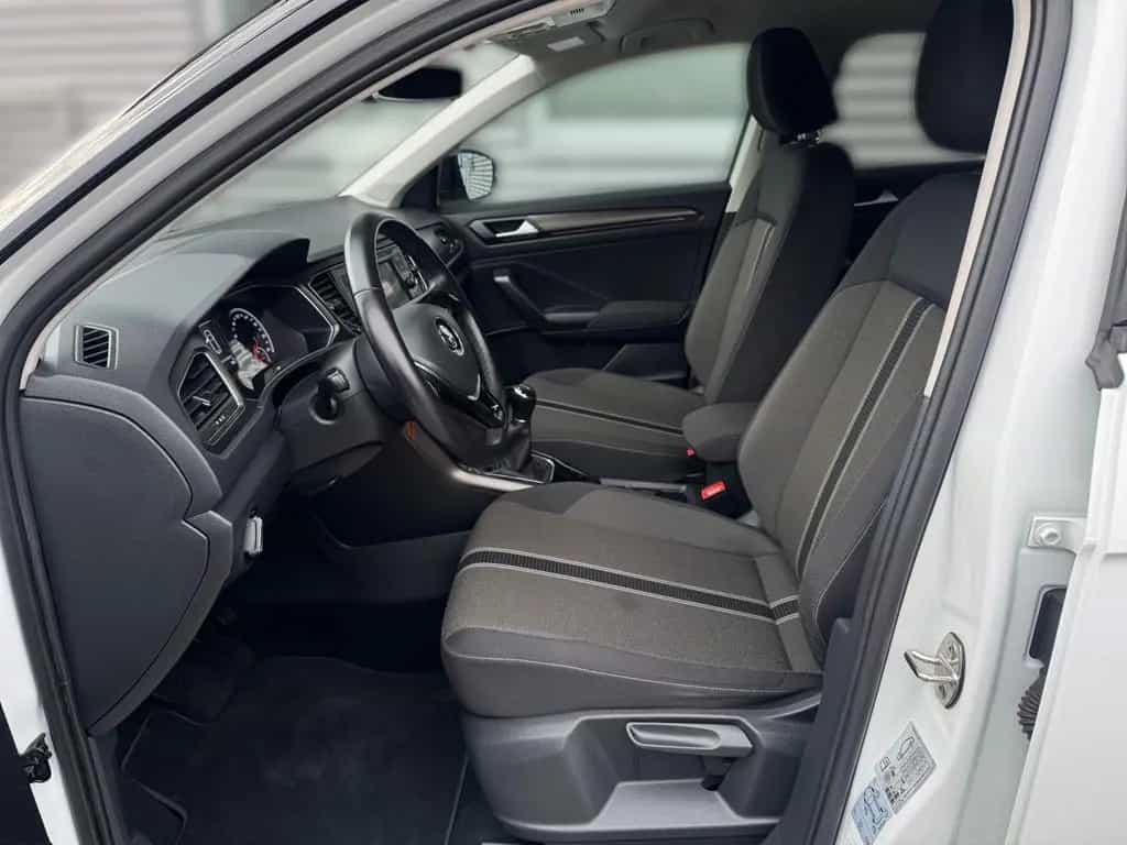 Volkswagen T-Roc Style 1.5TSI AHK SHZ PDC 06/2018-photo-7