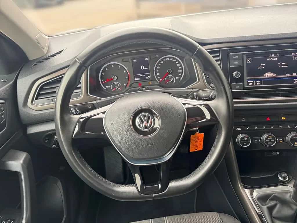 Volkswagen T-Roc Style 1.5TSI AHK SHZ PDC 06/2018-photo-9