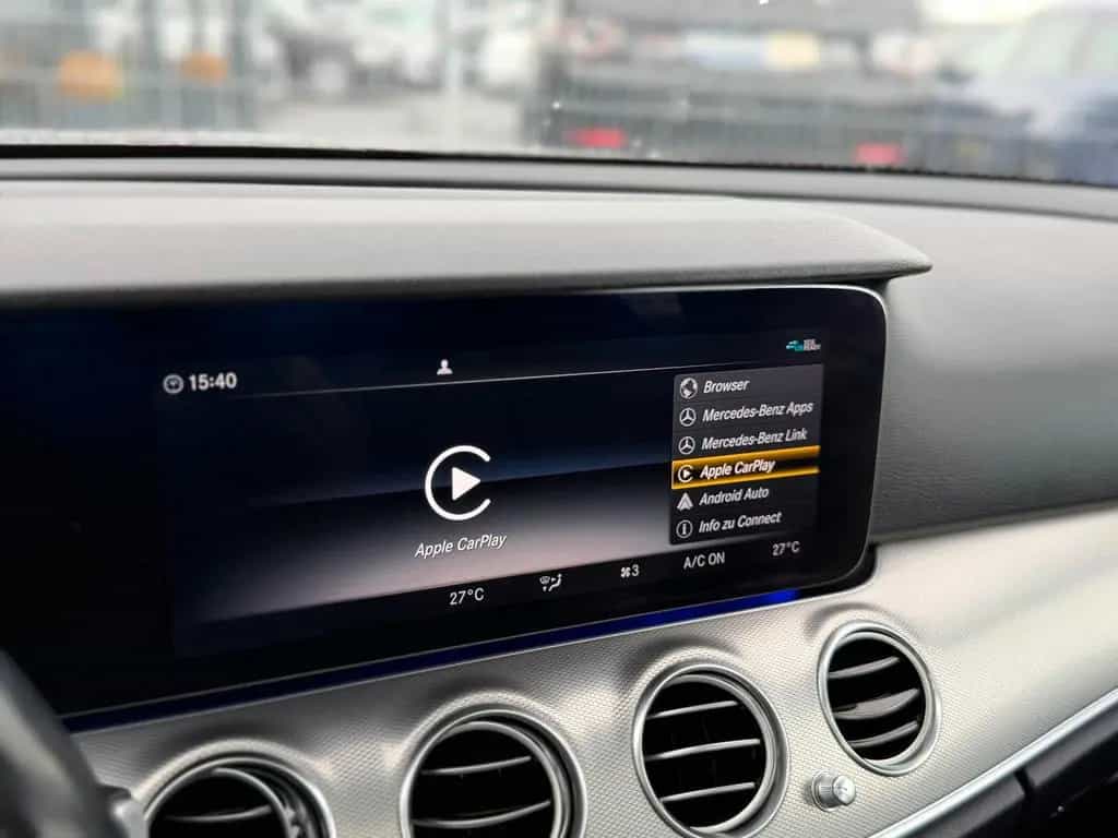 Mercedes-Benz E-Class 200 Lim*Widescreen*PANO*Mbeam*KAMERA*Dist+*Amb 07/2018-photo-18