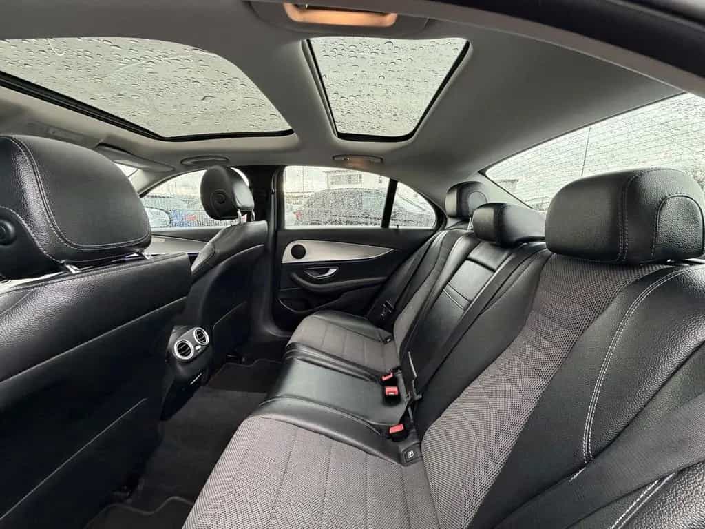 Mercedes-Benz E-Class 200 Lim*Widescreen*PANO*Mbeam*KAMERA*Dist+*Amb 07/2018-photo-22