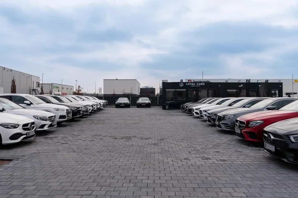 Mercedes-Benz E-Class 200 Lim*Widescreen*PANO*Mbeam*KAMERA*Dist+*Amb 07/2018-photo-24