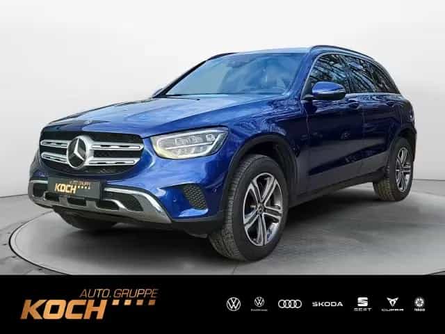 Mercedes-Benz GLC 300 d 4Matic AMG-Line Navi AHK LED Standheiz 10/2019-photo-0