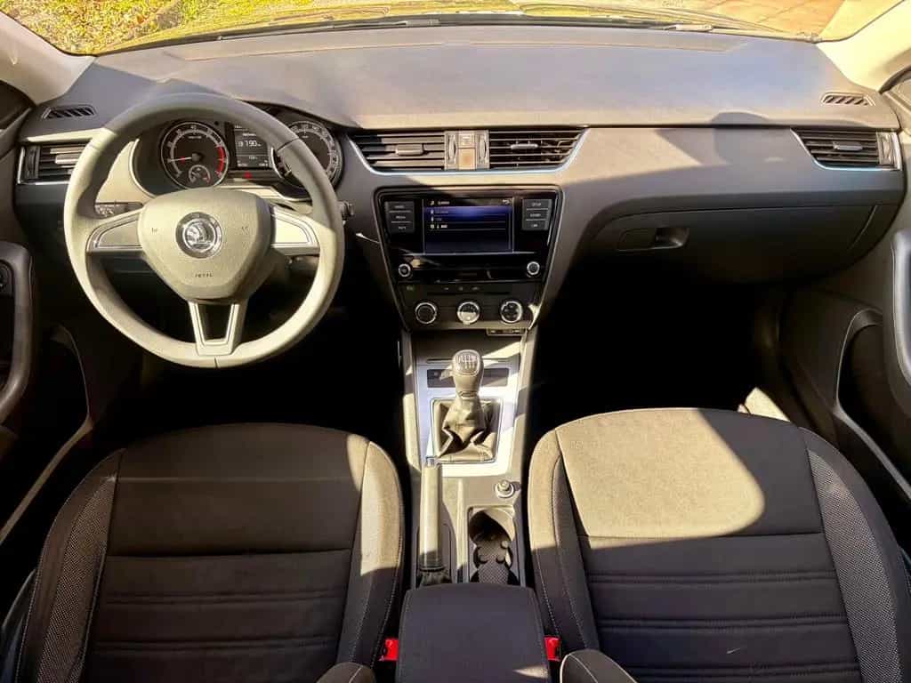 Skoda Octavia Lim. Ambition 06/2017-photo-1