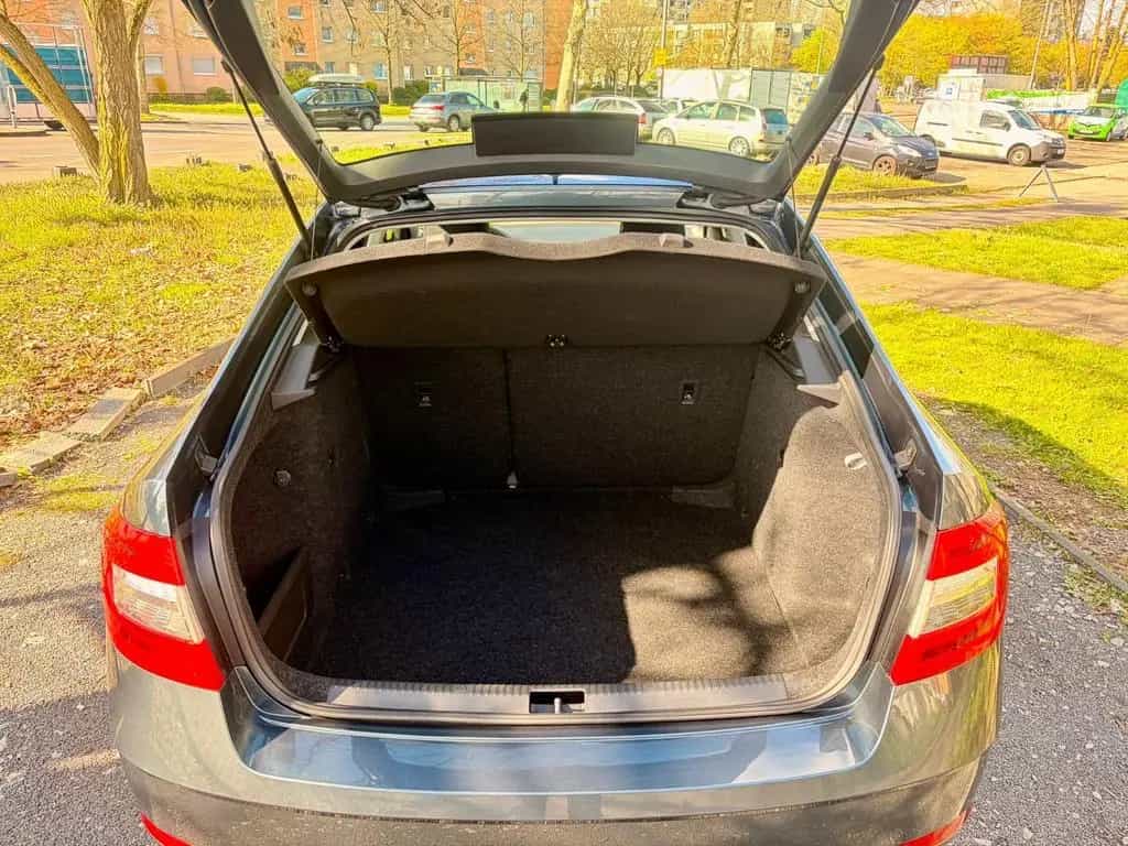 Skoda Octavia Lim. Ambition 06/2017-photo-16