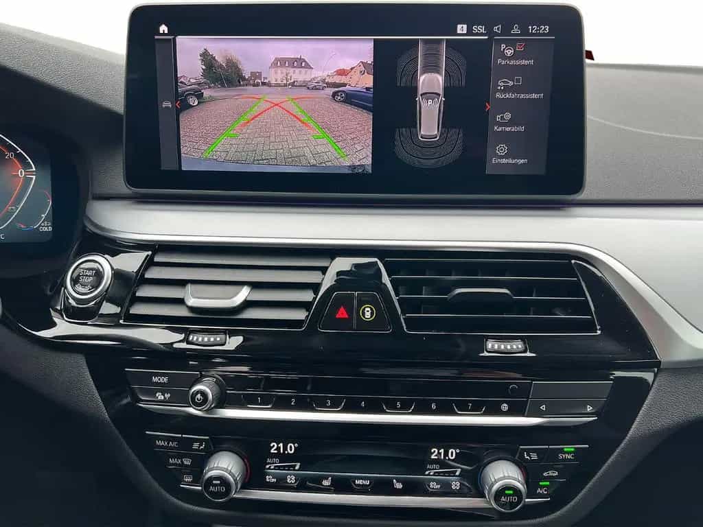 BMW 5 Series 520 d T xDrive ACC DA+ HUD HK 11/2022-photo-12