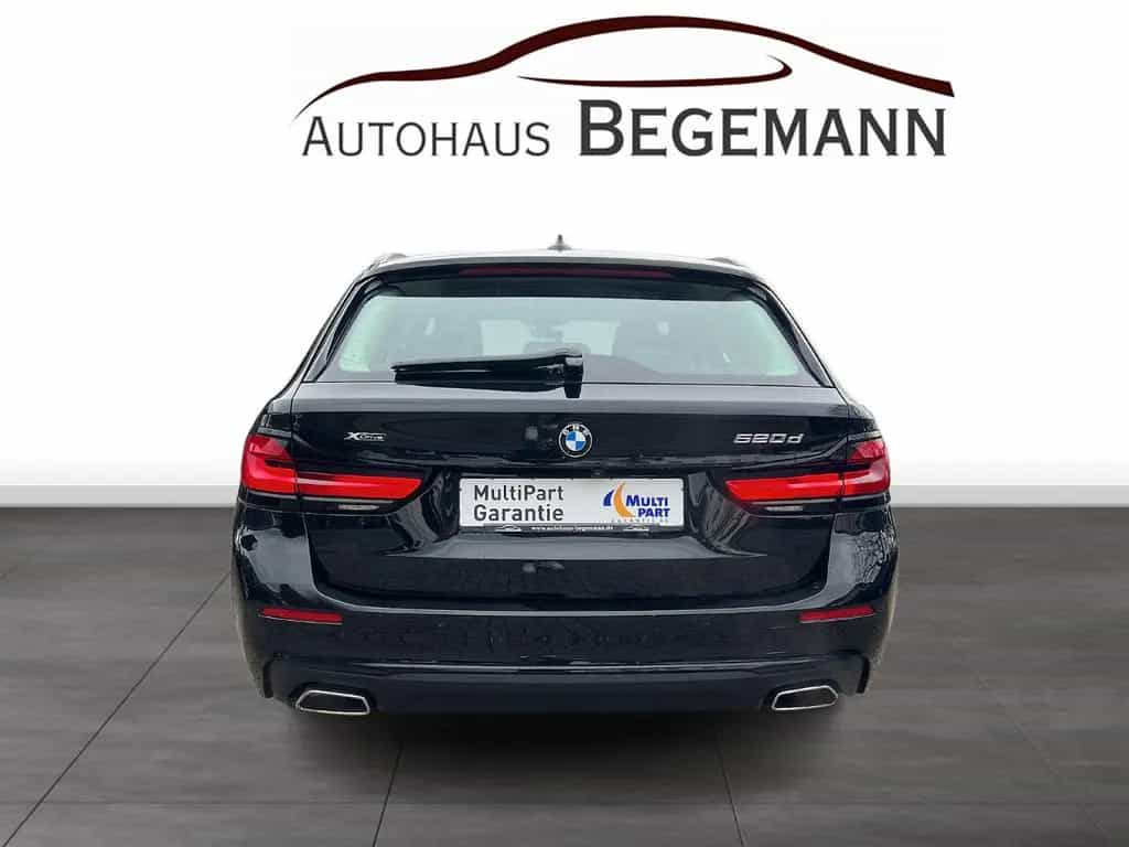 BMW 5 Series 520 d T xDrive ACC DA+ HUD HK 11/2022-photo-1