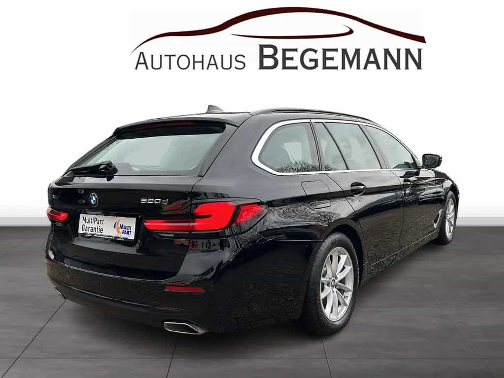 BMW 5 Series 520 d T xDrive ACC DA+ HUD HK 11/2022-photo-2