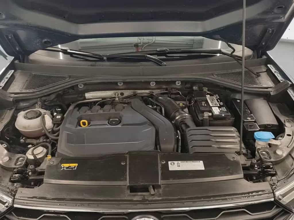 Volkswagen T-Roc 01/2020-photo-18