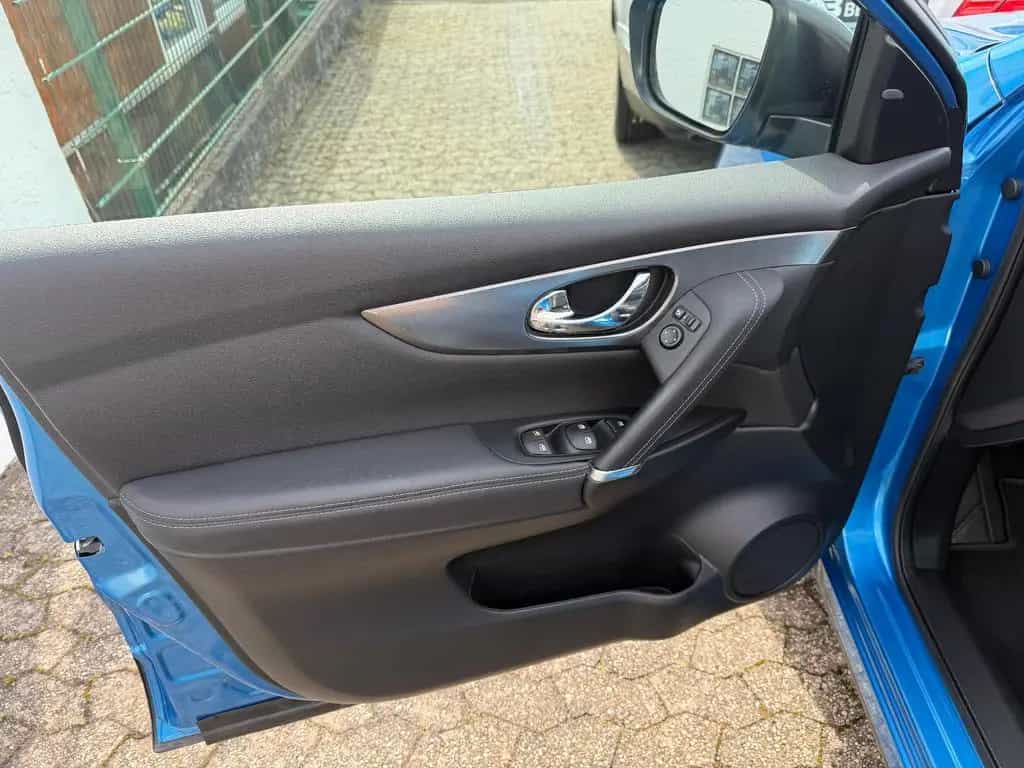 Nissan Qashqai Tekna /GLASDACH/360°/MEMORY/NAVI 08/2017-photo-12