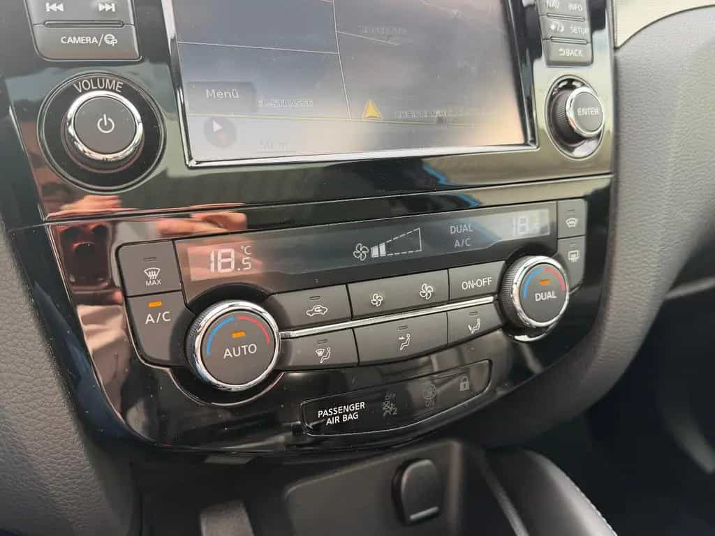 Nissan Qashqai Tekna /GLASDACH/360°/MEMORY/NAVI 08/2017-photo-31