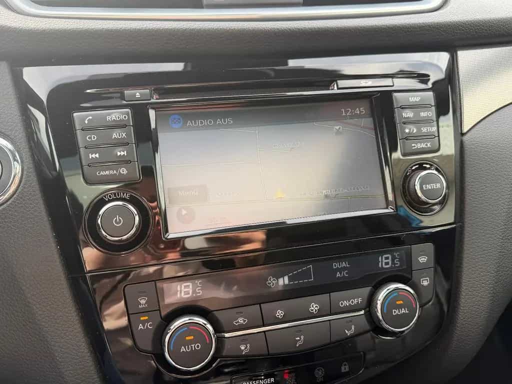 Nissan Qashqai Tekna /GLASDACH/360°/MEMORY/NAVI 08/2017-photo-32