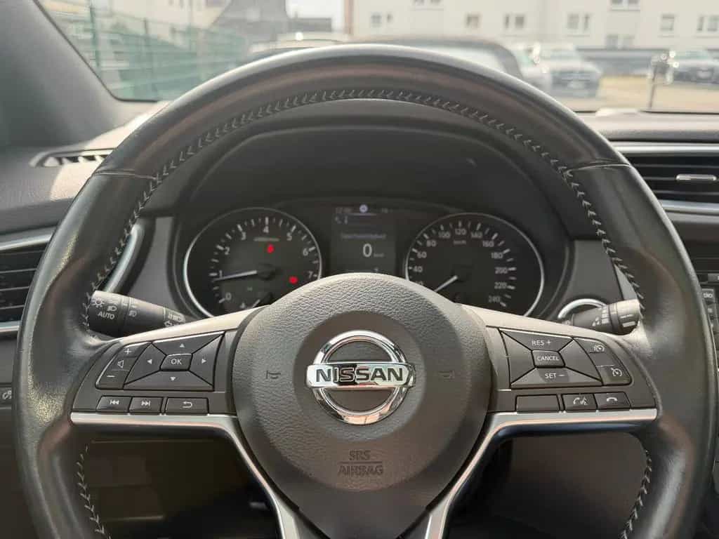 Nissan Qashqai Tekna /GLASDACH/360°/MEMORY/NAVI 08/2017-photo-33