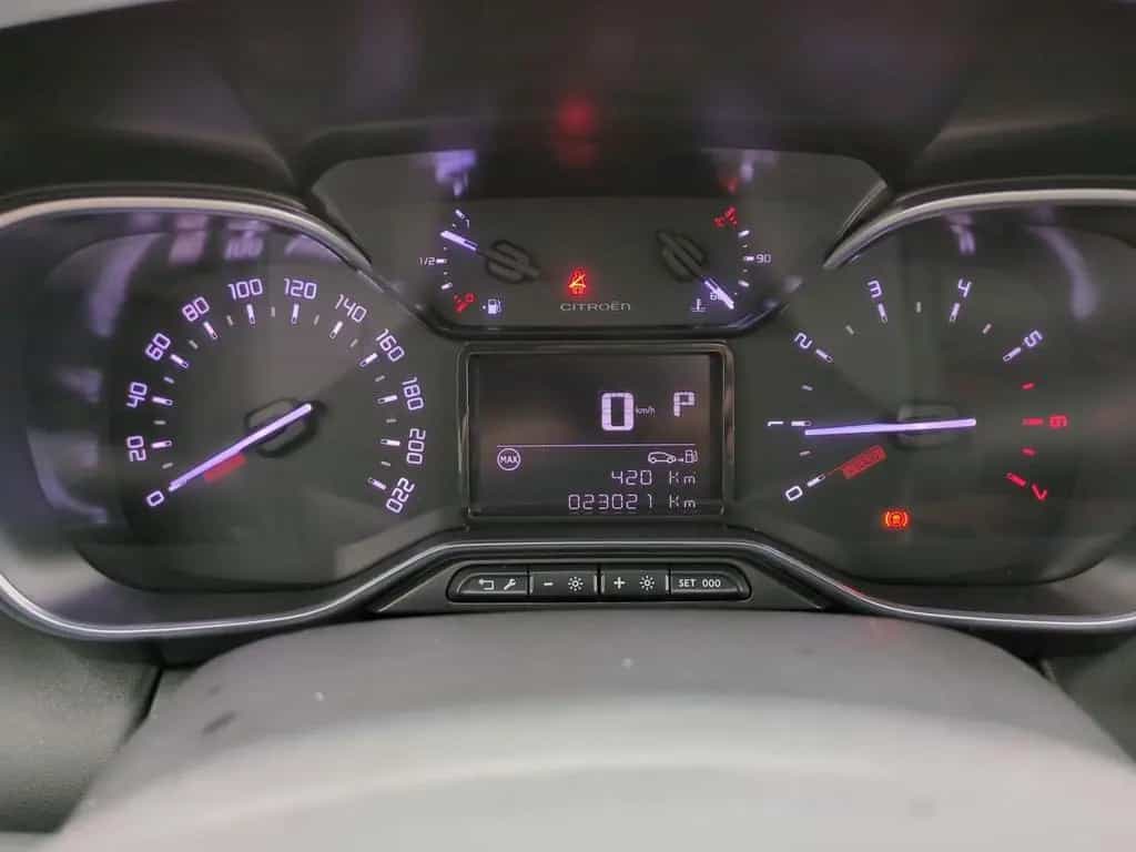 Citroën C3 Aircross Shine Pack|NAVI|LED|Pano|SHZ|CarPlay 01/2023-photo-21