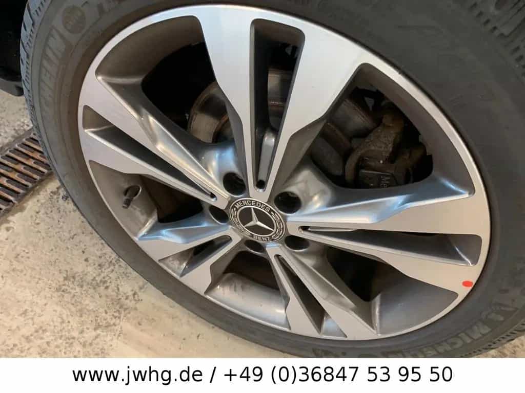 Mercedes-Benz V-Class 300 4M Lang Facelift 6-Si Edition ILS FahrAss+ 10/2020-photo-6
