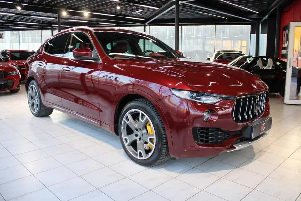 Maserati Levante SQ4 GranLusso ACC/Pano/B&W 06/2017-photo-0