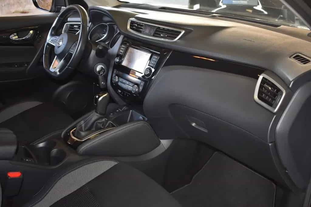 Nissan Qashqai 1.3 CARPLAY TEMPOMAT KAMERA NAVI DAB PDC 06/2020-photo-10
