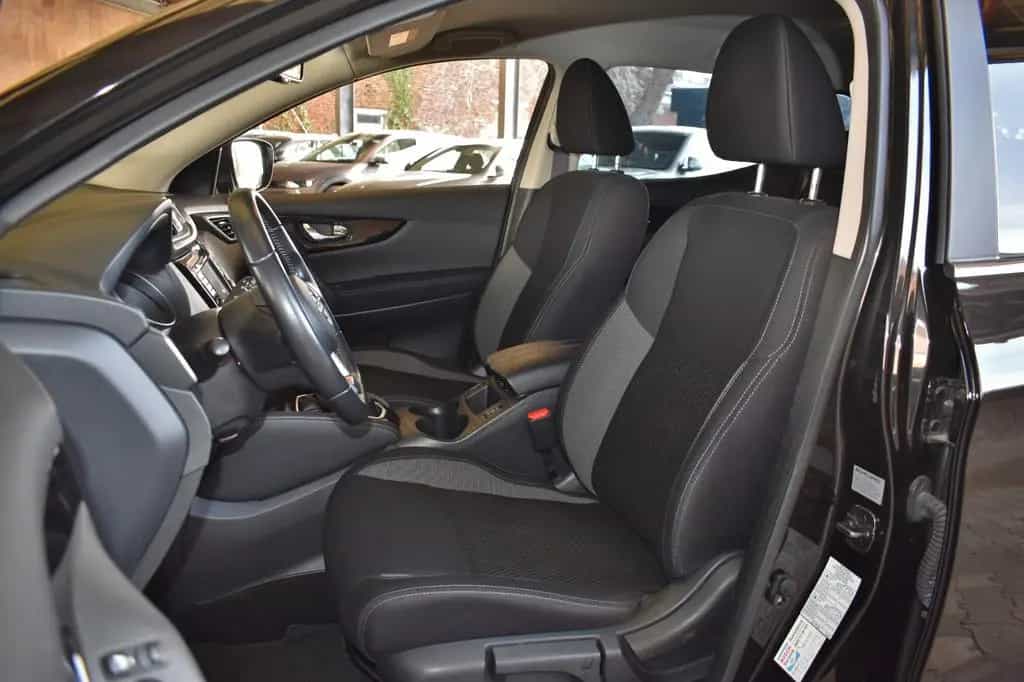 Nissan Qashqai 1.3 CARPLAY TEMPOMAT KAMERA NAVI DAB PDC 06/2020-photo-11
