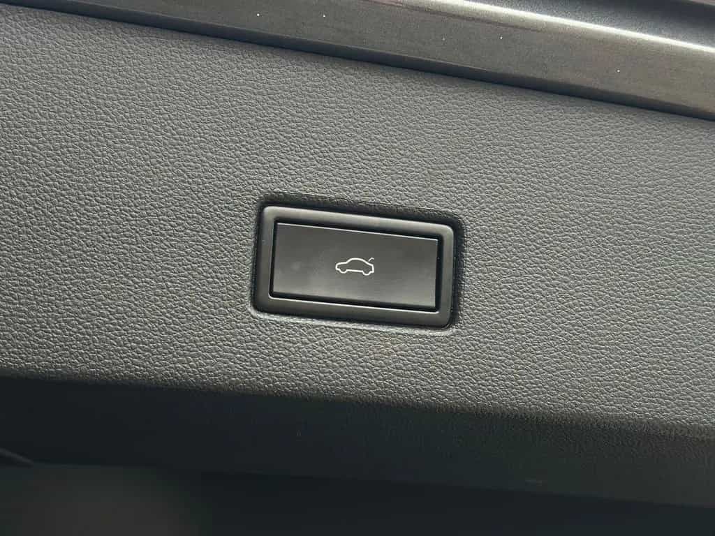 Volkswagen T-Roc 2.0TDI SPORT 4M* SH#LED#ACC#NAVI#SPUR#AHK 02/2020-photo-21