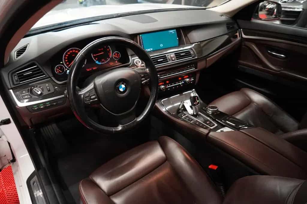 BMW 5 Series 535i Touring xDrive Luxury *Unfallfrei*2.Hand* 10/2016-photo-12