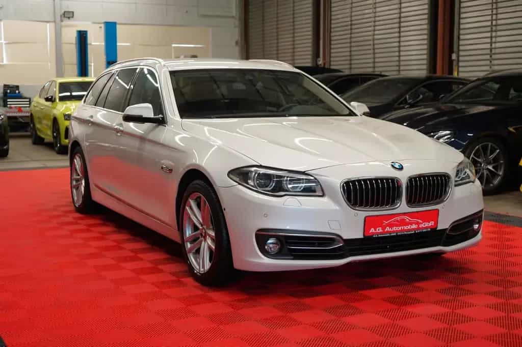 BMW 5 Series 535i Touring xDrive Luxury *Unfallfrei*2.Hand* 10/2016-photo-2