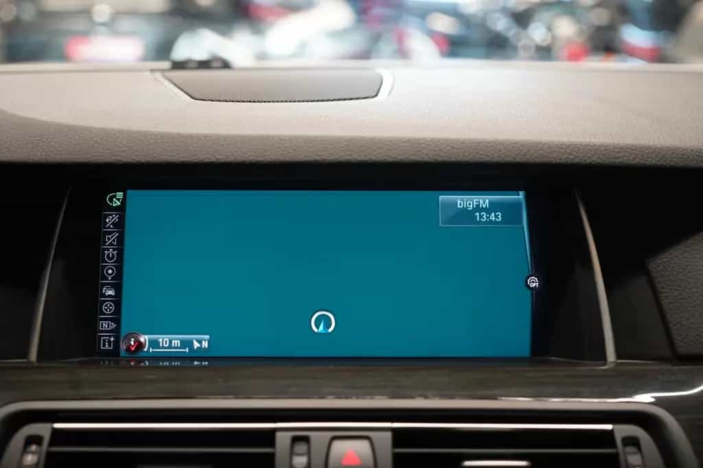 BMW 5 Series 535i Touring xDrive Luxury *Unfallfrei*2.Hand* 10/2016-photo-27