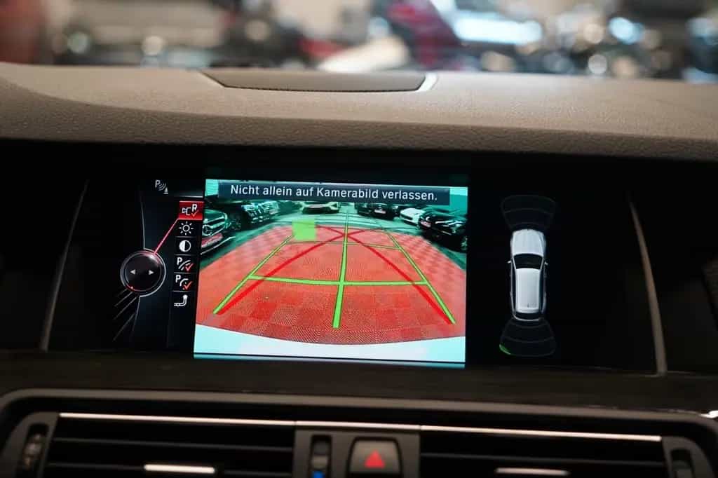 BMW 5 Series 535i Touring xDrive Luxury *Unfallfrei*2.Hand* 10/2016-photo-28
