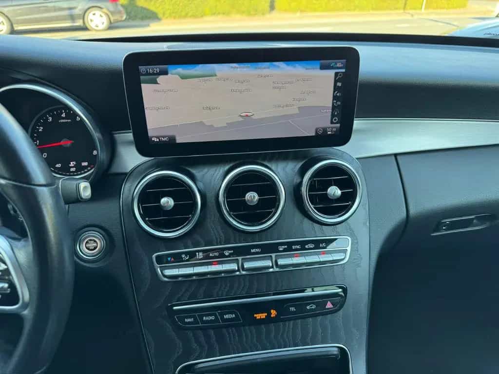 Mercedes-Benz C-Class 180 T CGI W205 * Aut. * LED * AMG 18' * Kamera 06/2019-photo-11