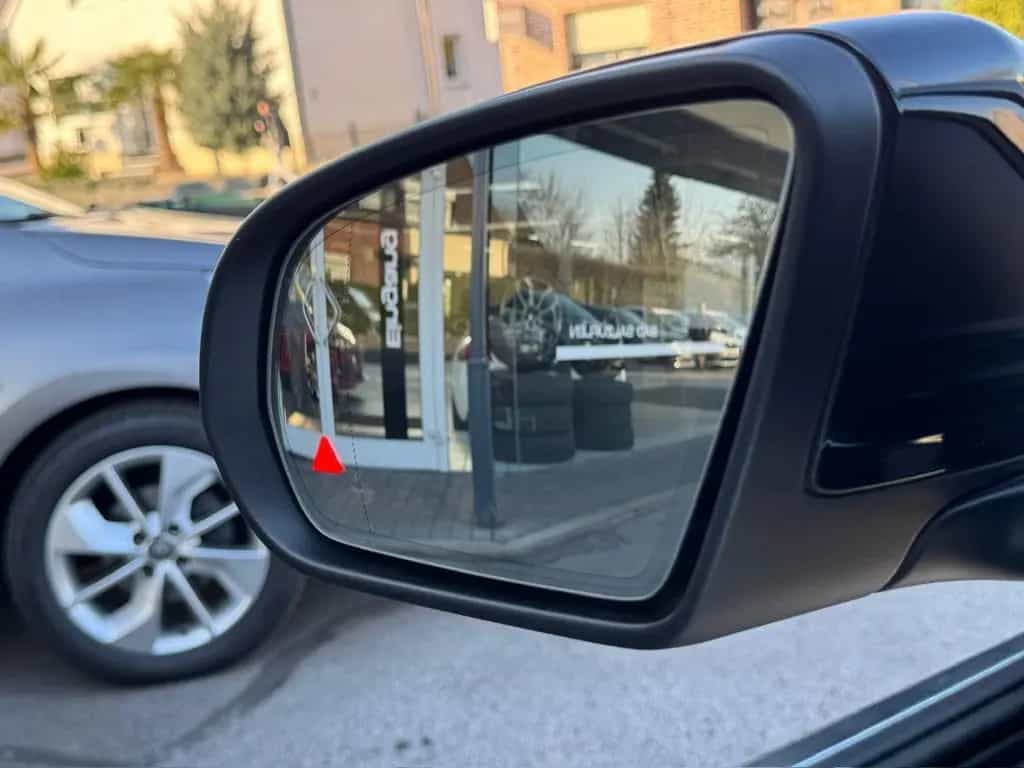 Mercedes-Benz C-Class 180 T CGI W205 * Aut. * LED * AMG 18' * Kamera 06/2019-photo-20
