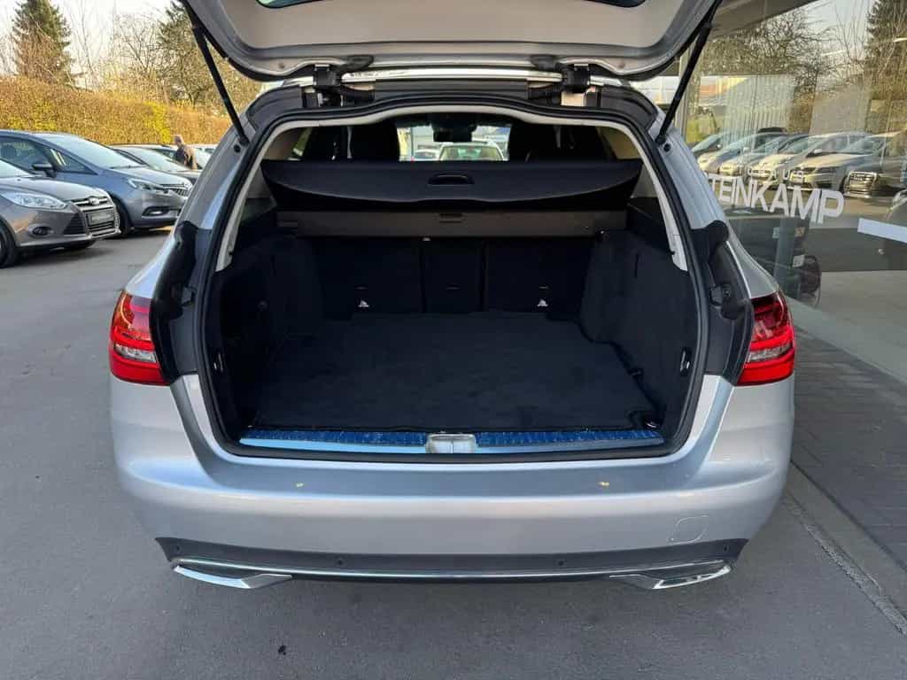 Mercedes-Benz C-Class 180 T CGI W205 * Aut. * LED * AMG 18' * Kamera 06/2019-photo-28
