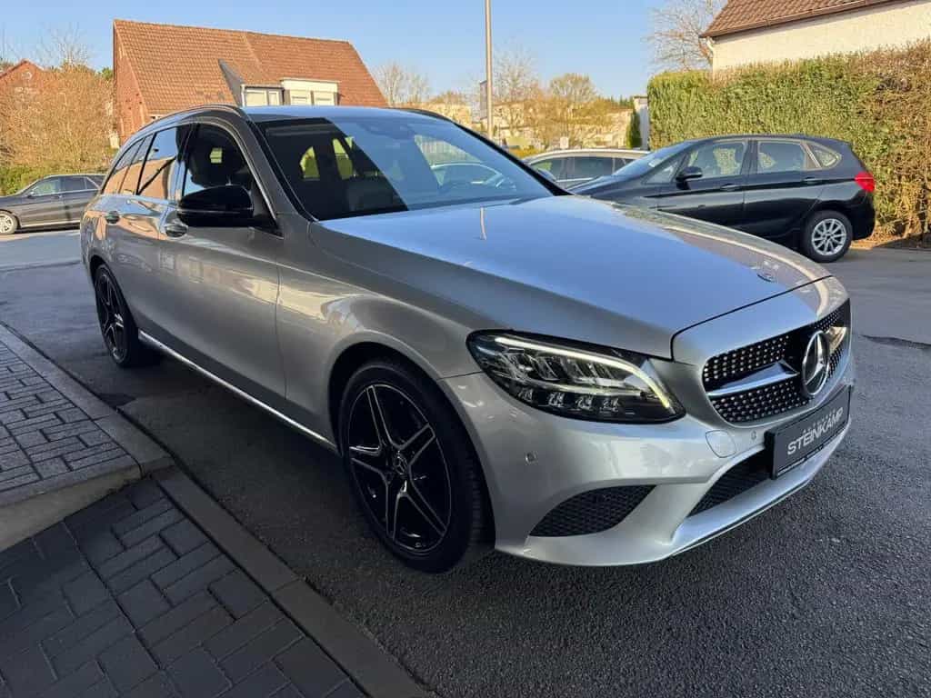 Mercedes-Benz C-Class 180 T CGI W205 * Aut. * LED * AMG 18' * Kamera 06/2019-photo-5
