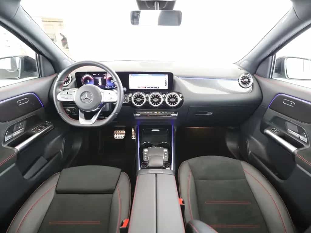 Mercedes-Benz GLA 220 d AMG+NIGHT+AHK+PANO+AMBI+LED+KAMERA+DAB 10/2022-photo-15