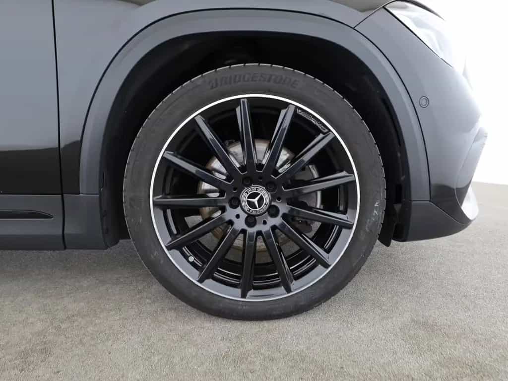 Mercedes-Benz GLA 220 d AMG+NIGHT+AHK+PANO+AMBI+LED+KAMERA+DAB 10/2022-photo-16