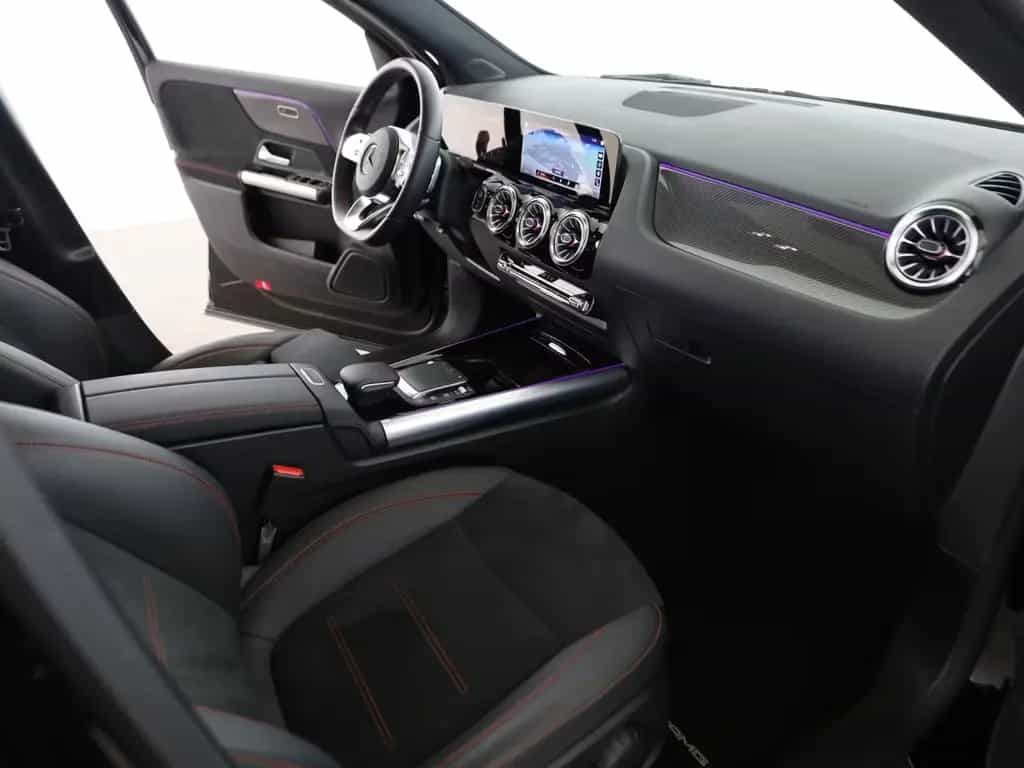 Mercedes-Benz GLA 220 d AMG+NIGHT+AHK+PANO+AMBI+LED+KAMERA+DAB 10/2022-photo-17