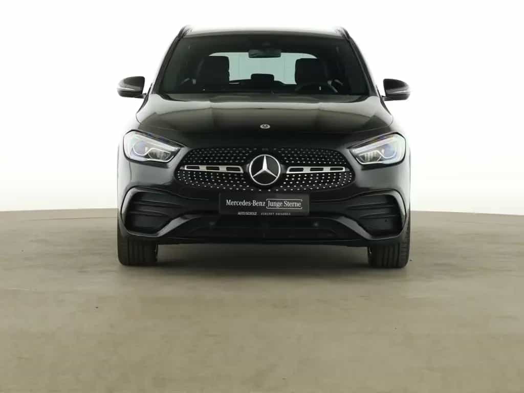 Mercedes-Benz GLA 220 d AMG+NIGHT+AHK+PANO+AMBI+LED+KAMERA+DAB 10/2022-photo-2