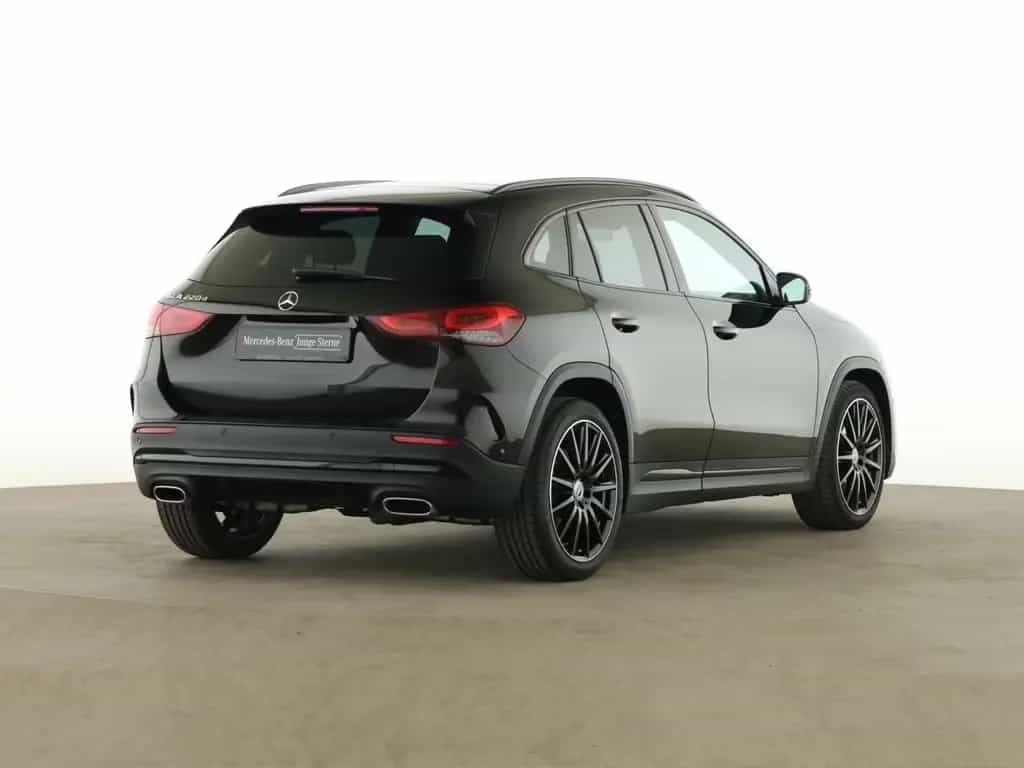Mercedes-Benz GLA 220 d AMG+NIGHT+AHK+PANO+AMBI+LED+KAMERA+DAB 10/2022-photo-6