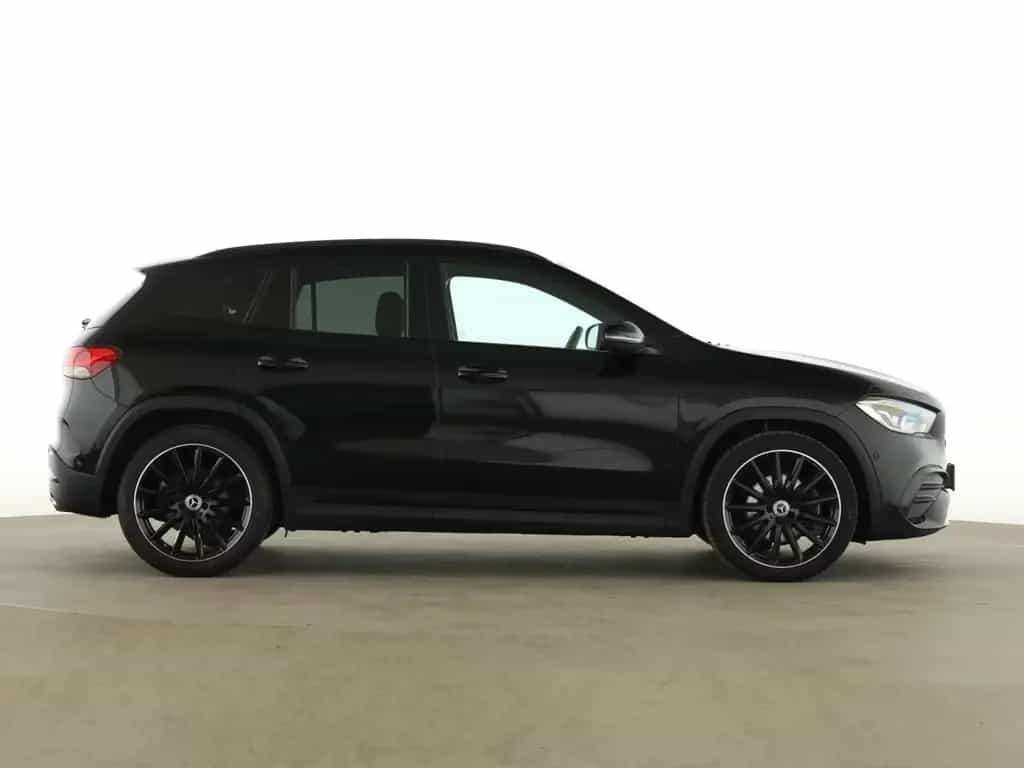 Mercedes-Benz GLA 220 d AMG+NIGHT+AHK+PANO+AMBI+LED+KAMERA+DAB 10/2022-photo-7