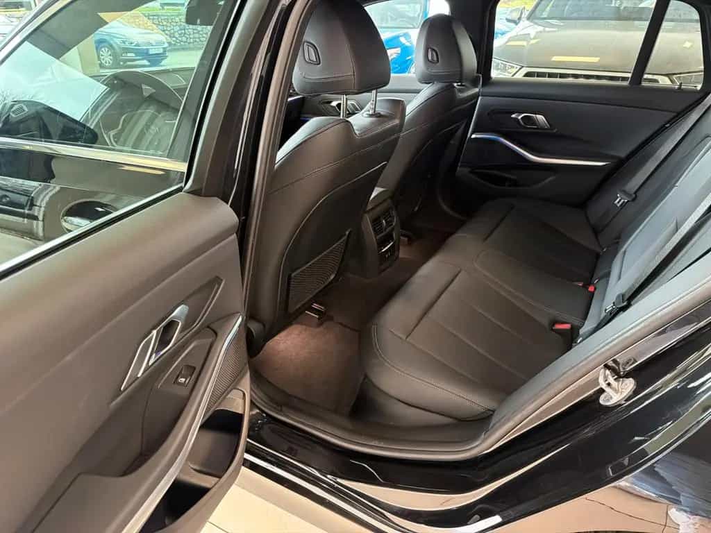 BMW 3 Series 320 3 Touring 320 d Luxury Line 03/2022-photo-11