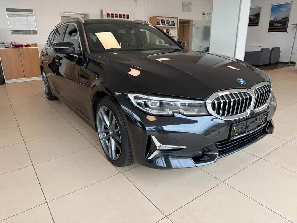 BMW 3 Series 320 3 Touring 320 d Luxury Line 03/2022-photo-2