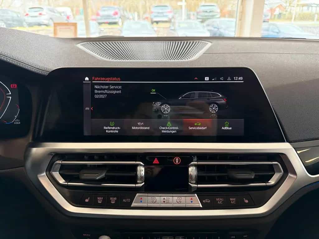 BMW 3 Series 320 3 Touring 320 d Luxury Line 03/2022-photo-28