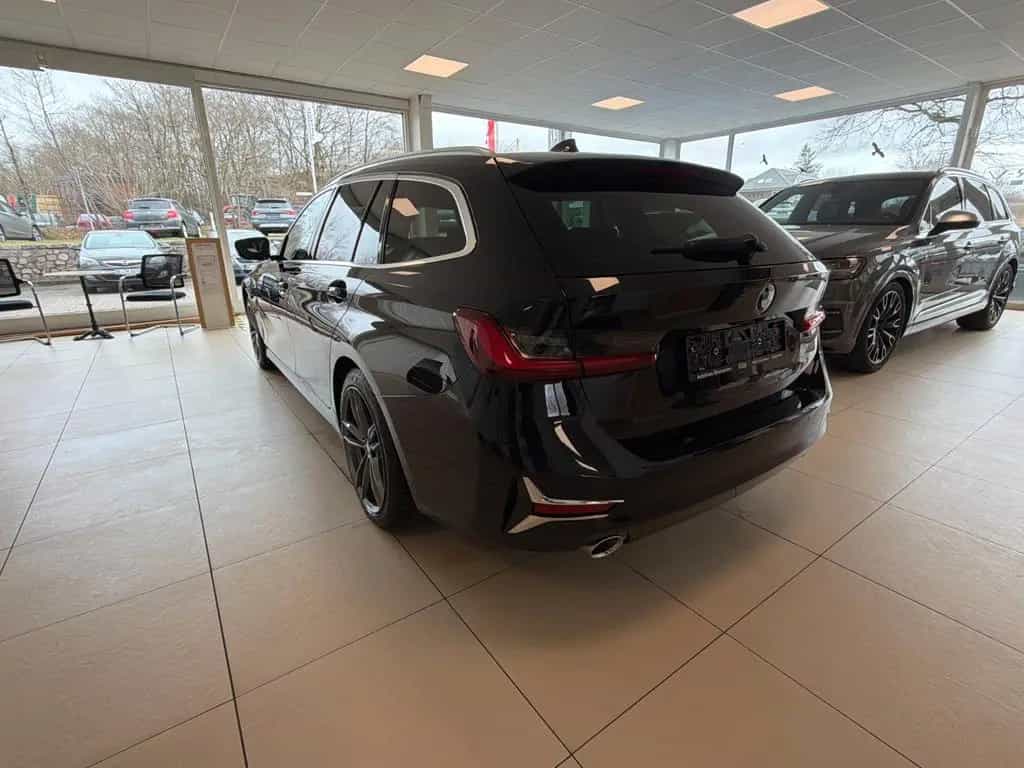 BMW 3 Series 320 3 Touring 320 d Luxury Line 03/2022-photo-6