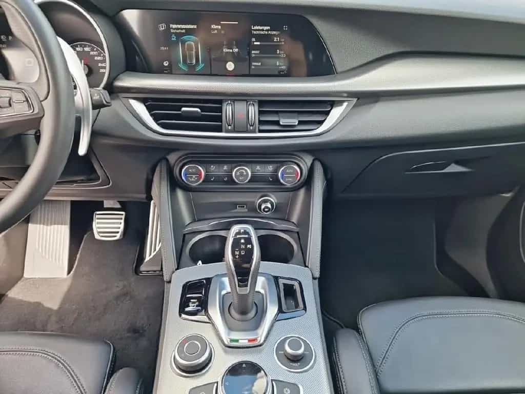 Alfa Romeo Stelvio Veloce Q4 280 Automatik *Navi*SHZ*Kamera 04/2023-photo-10