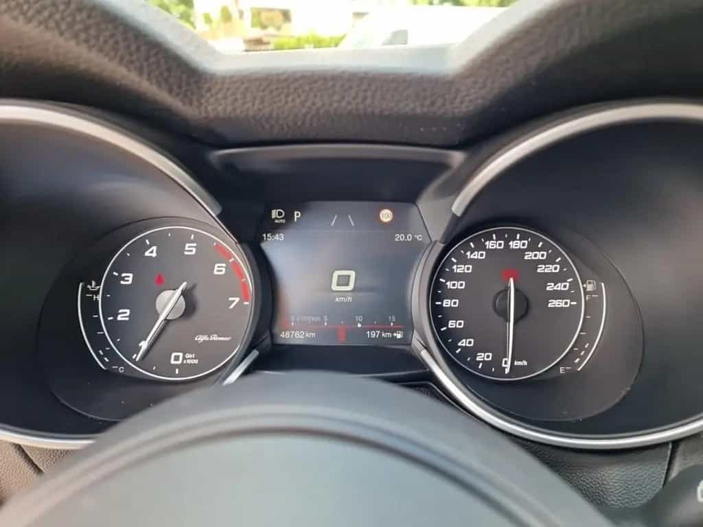 Alfa Romeo Stelvio Veloce Q4 280 Automatik *Navi*SHZ*Kamera 04/2023-photo-18