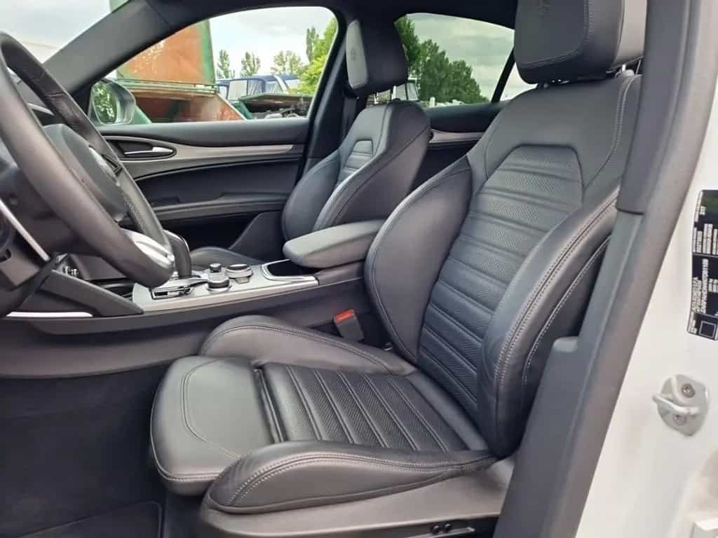 Alfa Romeo Stelvio Veloce Q4 280 Automatik *Navi*SHZ*Kamera 04/2023-photo-6