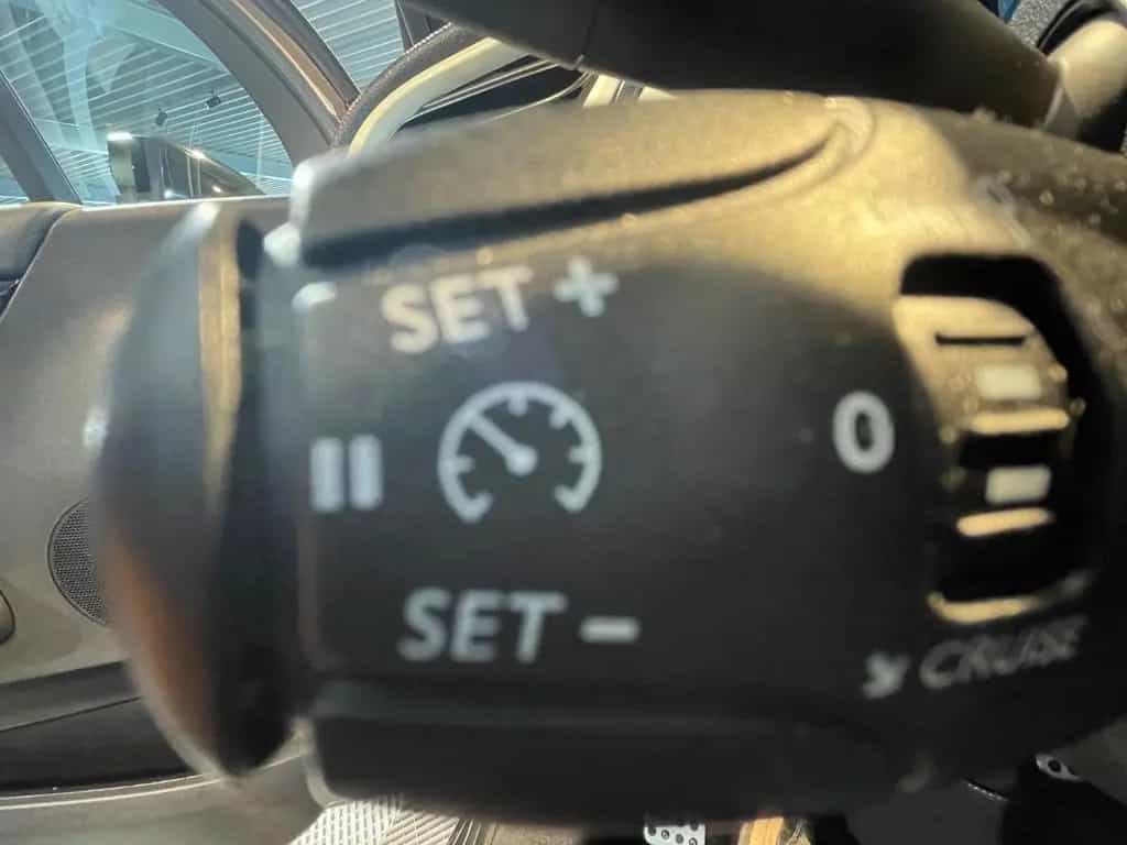 DS Automobiles DS3 1.2 Pure Tech Cafe Racer Sondermodel *Autom* 06/2018-photo-12