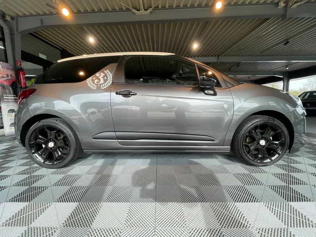 DS Automobiles DS3 1.2 Pure Tech Cafe Racer Sondermodel *Autom* 06/2018-photo-3