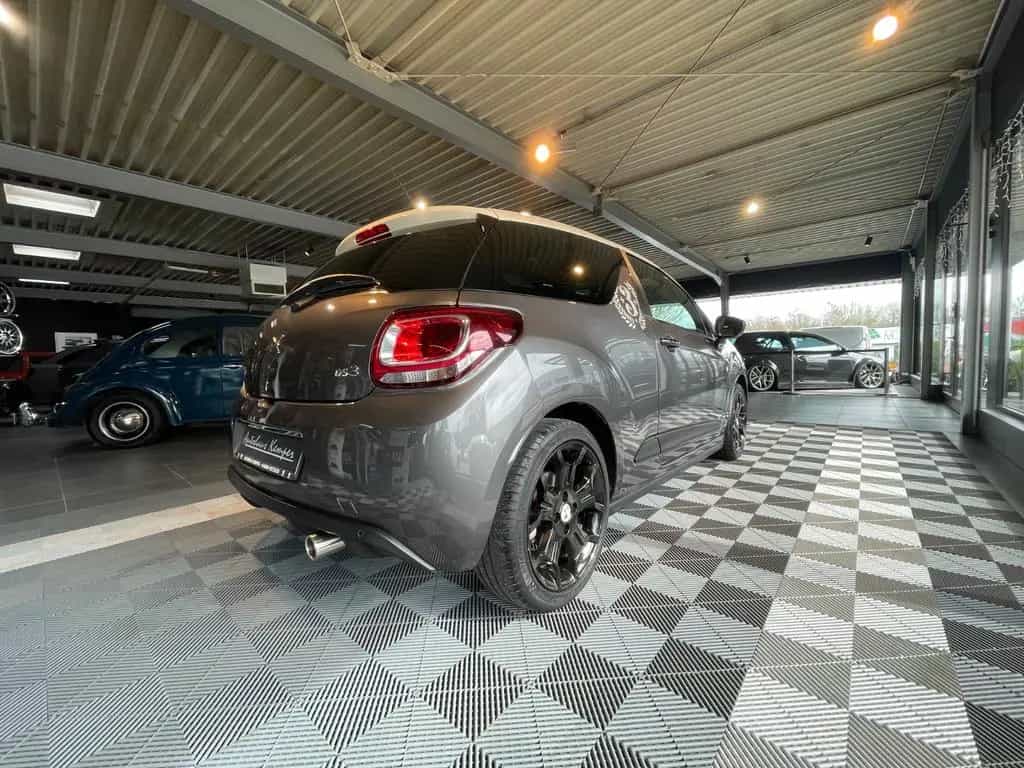 DS Automobiles DS3 1.2 Pure Tech Cafe Racer Sondermodel *Autom* 06/2018-photo-4