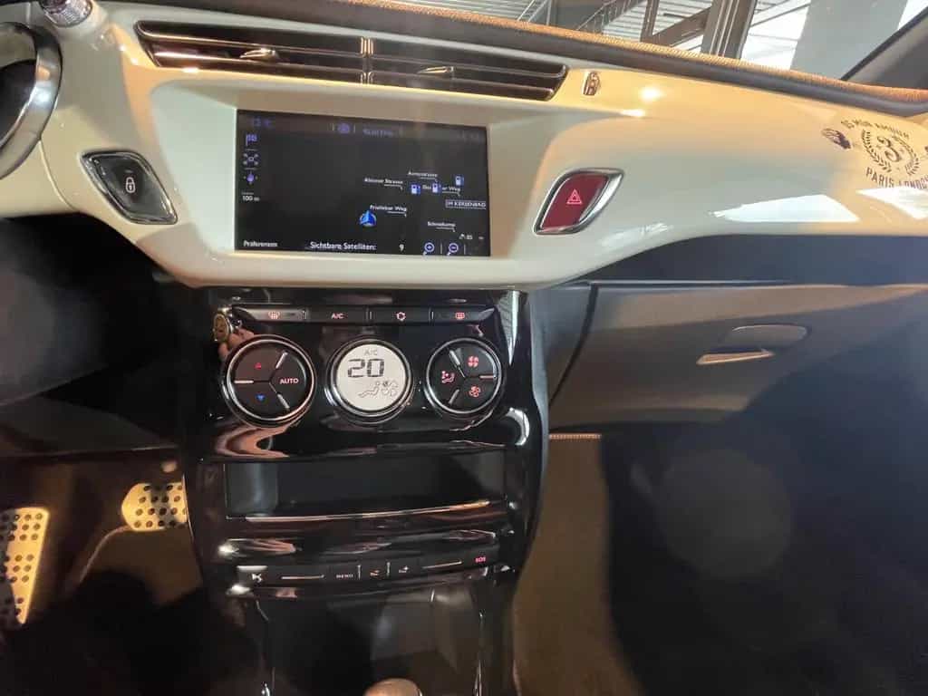 DS Automobiles DS3 1.2 Pure Tech Cafe Racer Sondermodel *Autom* 06/2018-photo-9