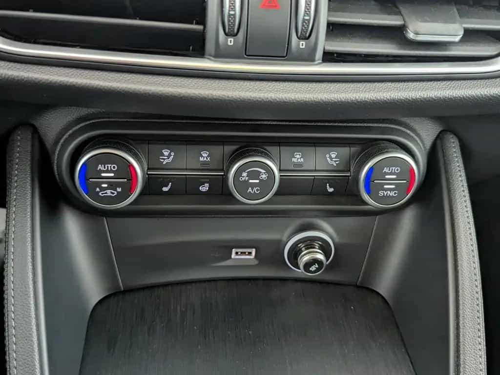 Alfa Romeo Stelvio 2.2 JTDM Business Q4 (E6dT) AHK+SHZ+RFK+ 09/2020-photo-21