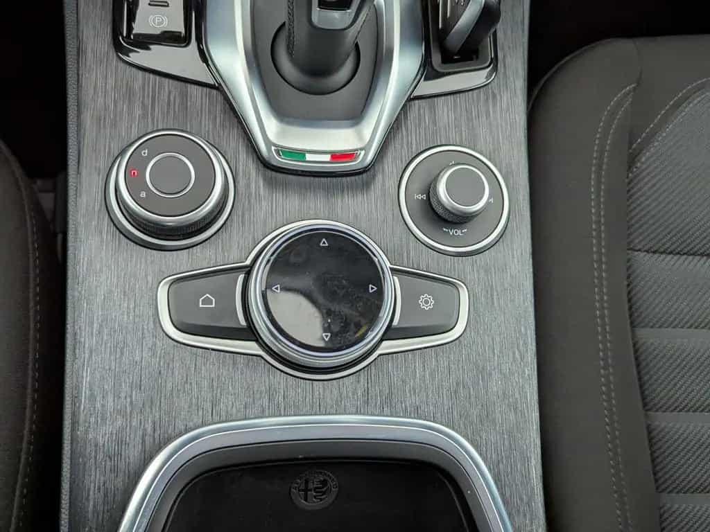 Alfa Romeo Stelvio 2.2 JTDM Business Q4 (E6dT) AHK+SHZ+RFK+ 09/2020-photo-23